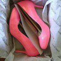 non white/ivory wedding shoes