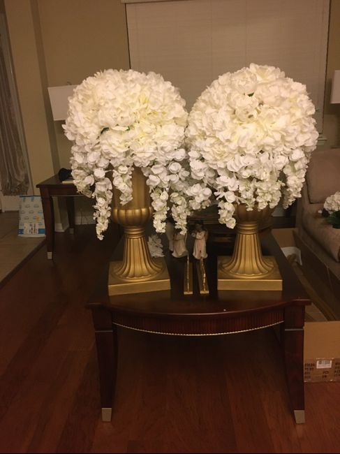 Artificial flowers for table decorations 5