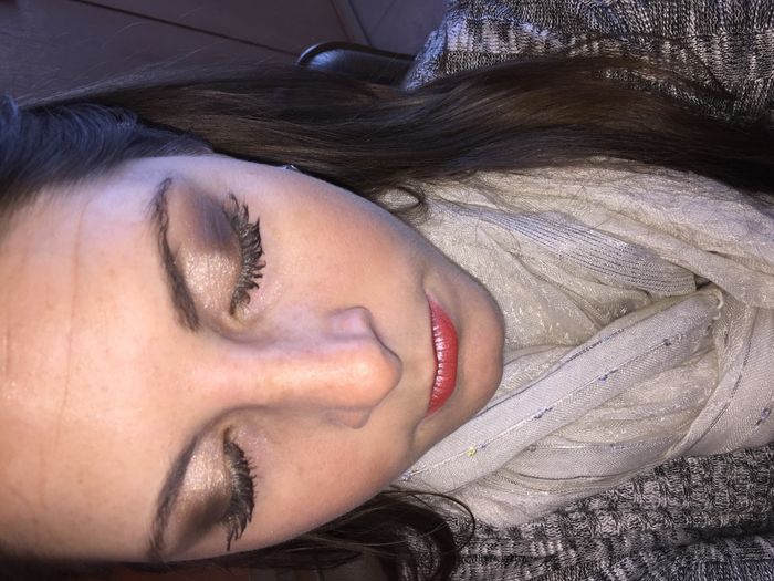 Which eye Makeup looks better?