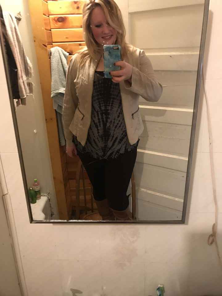 Engagement photos outfit help