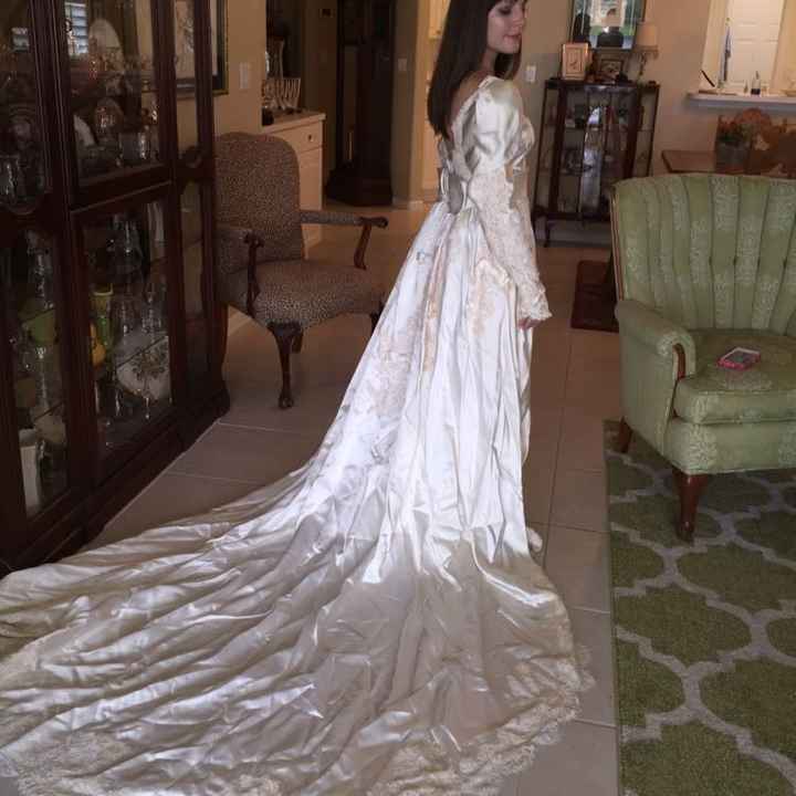 Mom's dress