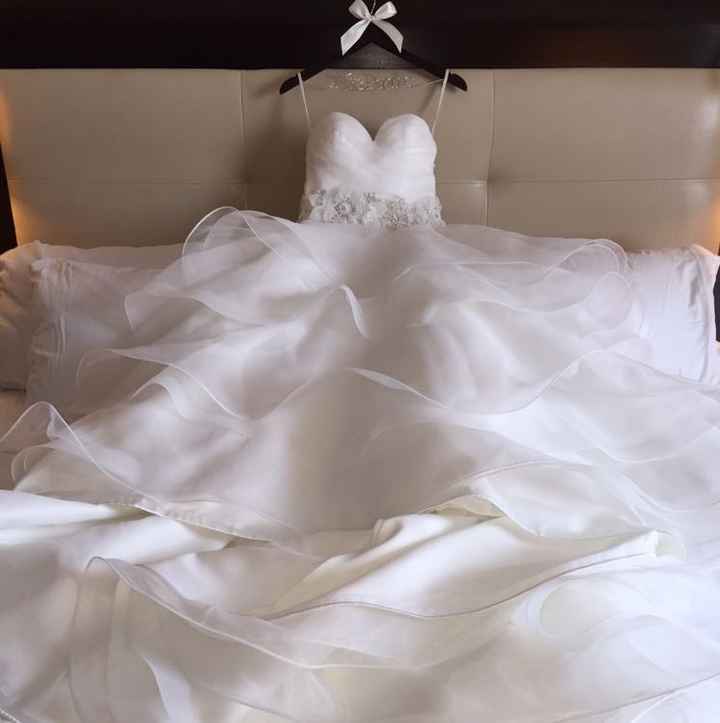 I AM OFFICIALLY A WIFE!! Nonpro bam!! Pic heavy