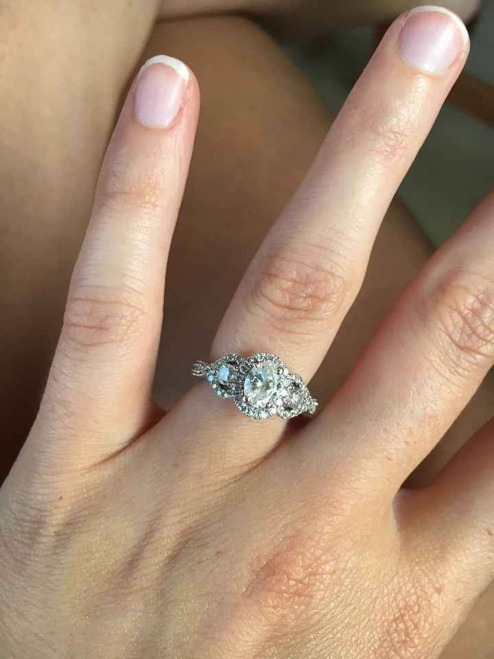 Wedding band or no band?