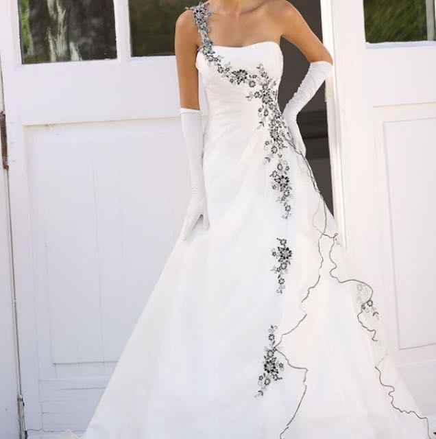 Wedding dress - 5