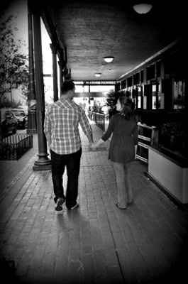 Engagement Pictures! I want to see yours!