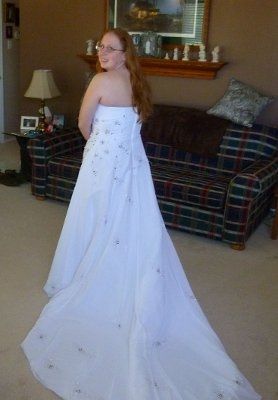Lets see those dresses ladies!!!