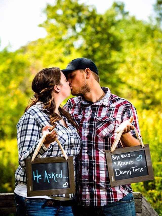 Enagement Photo Ideas!