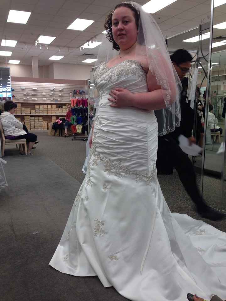 I need more dress porn in my life...