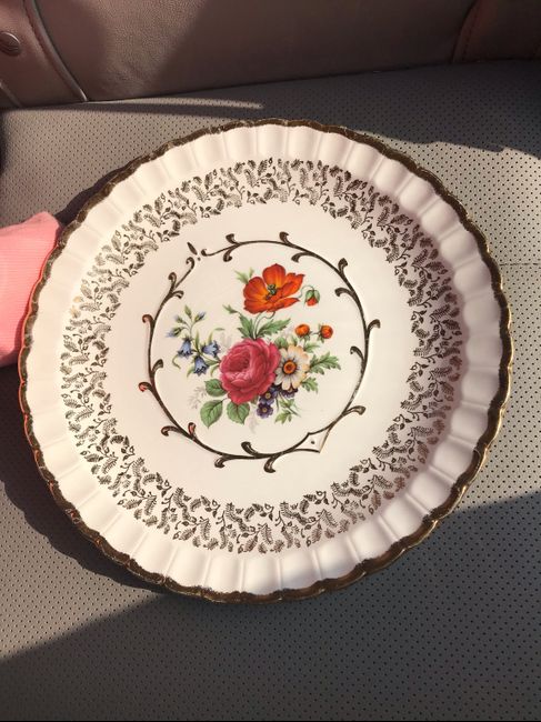 Mismatched China - on the hunt! 1