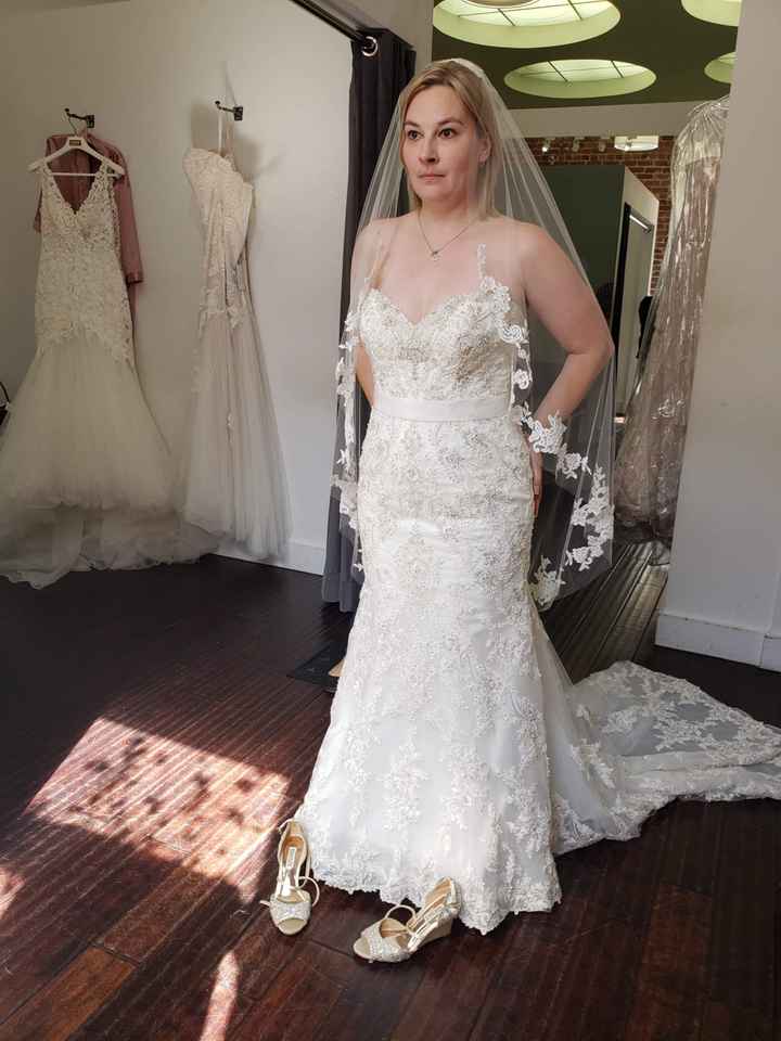 Traveling to buy a wedding dress - Adventure! - 9