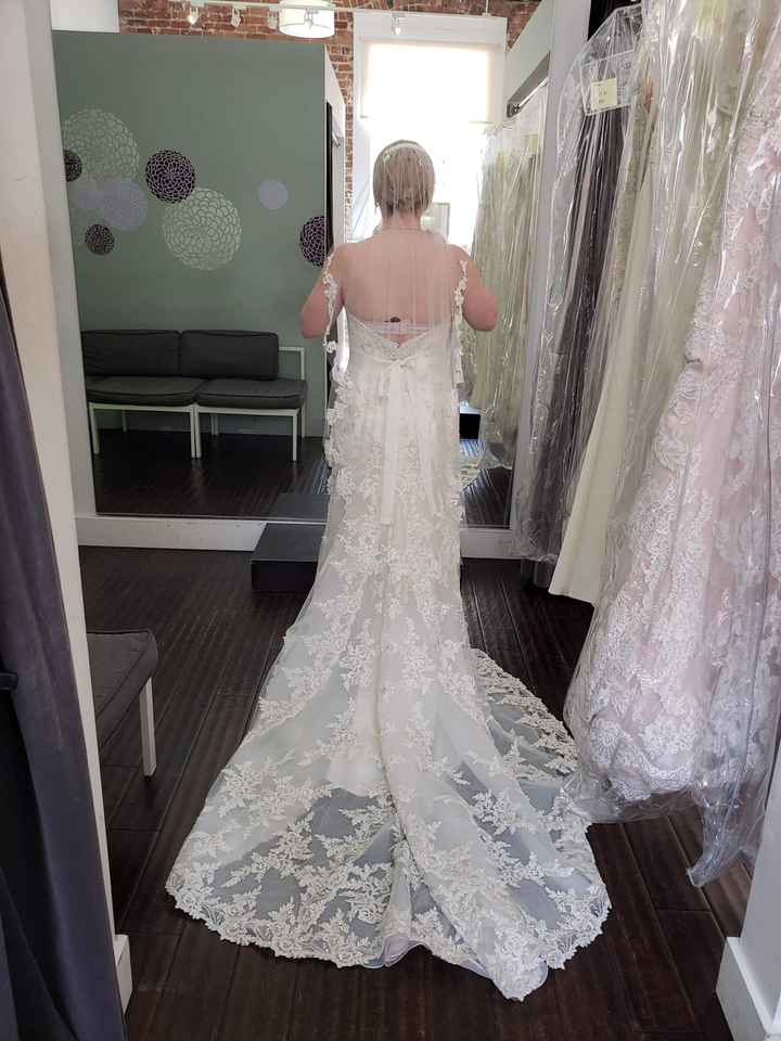 Traveling to buy a wedding dress - Adventure! - 11