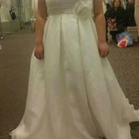 Any plus size brides think they rock their dress better than the model?