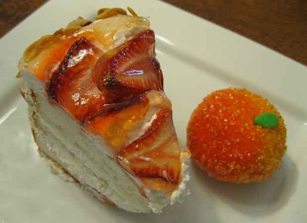 Strawberry Torte