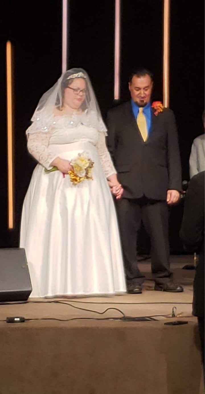My gorgeous under $1,500 wedding, pro and non pro pics - 11