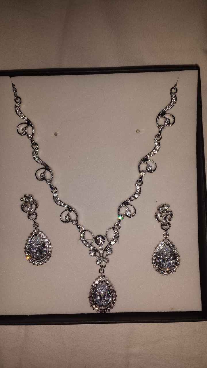 Updo or half-up half down (pics)?