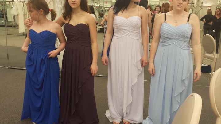 Wha kind of bridesmaid dress goes well with my gown?