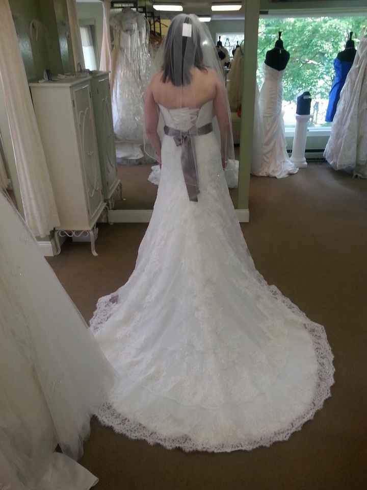 Show me the dresses!!!