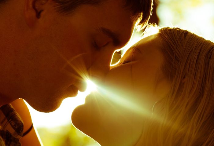If you could narrow it down to the 3 best wedding or engagement photos