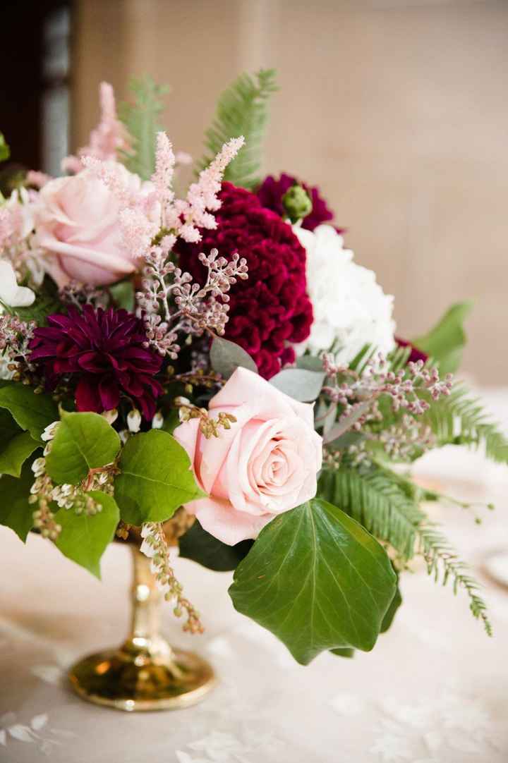 wintery low centerpiece