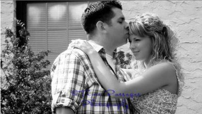 Engagement Pics are HERE!! *very pic heavy*