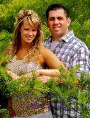 Engagement Pics are HERE!! *very pic heavy*