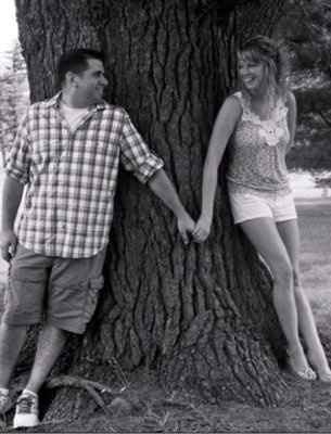 Engagement Pics are HERE!! *very pic heavy*