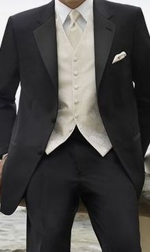 Help! What color vest/tie do i have the groom wear? 3