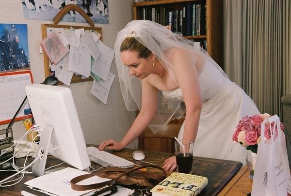 Over or Under: Average Time Spent Wedding Planning? 1