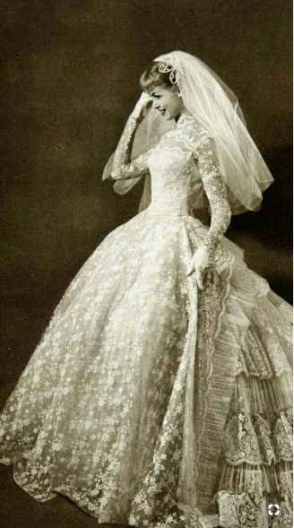 1950 Style Gown