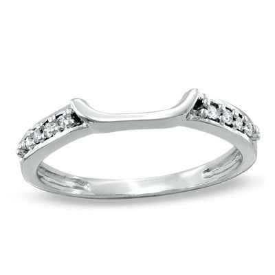 Show off all of your rings!