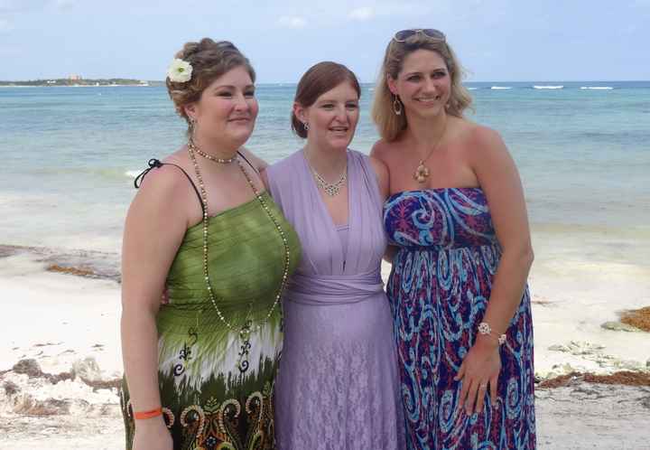 Bridesmaid dresses/ convertible or not?