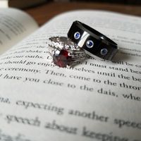Show me your unique engagement rings! - 1