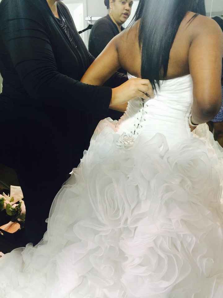More Dress Pics, Please!