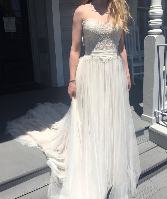 Ivory or Ivory/latte dress? 2