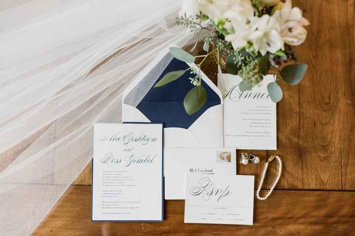 Photo by Kari Dawson Weddings in Michigan