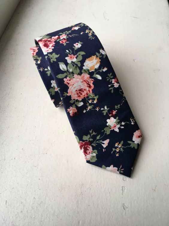 floral printed tie