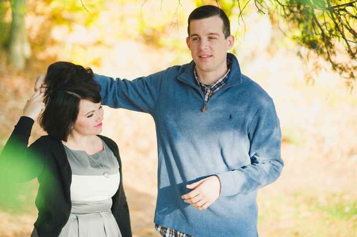 Show me your engagement photos!! :)
