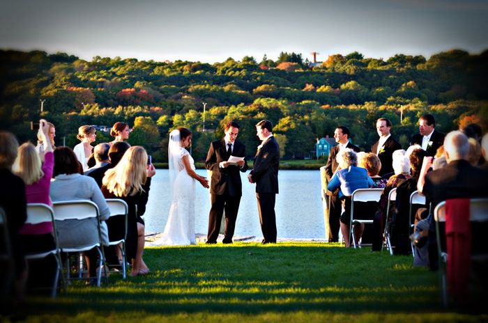Non-traditional Venue in or near Connecticut