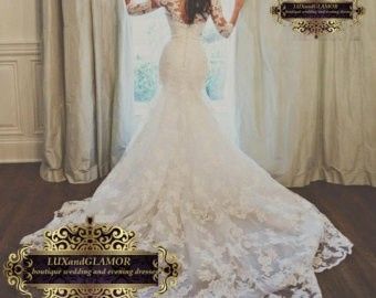 Someone find this dress