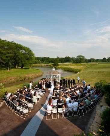 Said yes to the dress and venue!