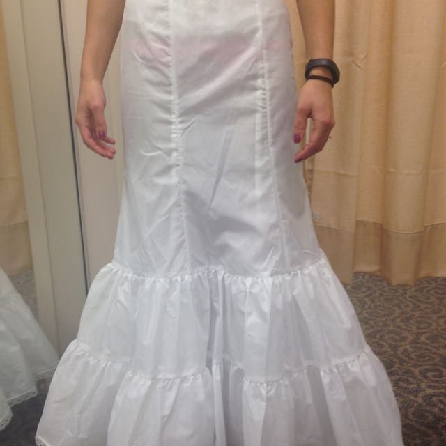Wedding Dress Help :)