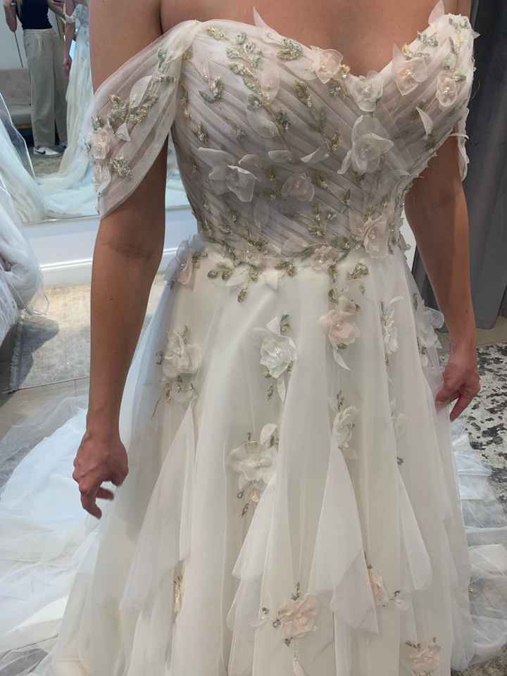 What color Bridesmaid Dress? - 1