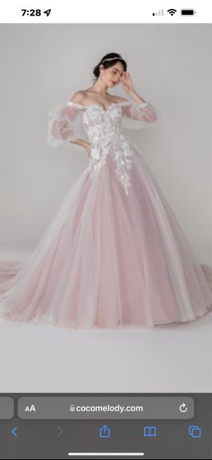 i need help finding a dress from a knockoff website! 10