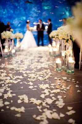 Would my Dress clash with my Venue?