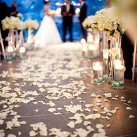 Would my Dress clash with my Venue?