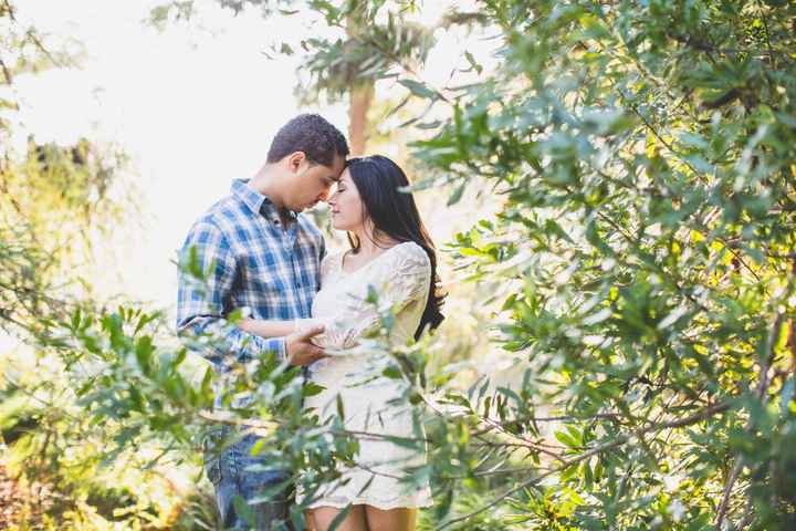 Stick to solid colors for engagement session?