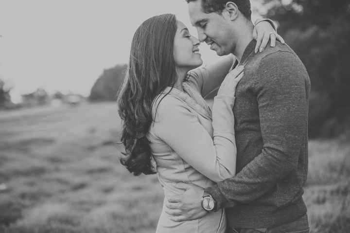 Show me your favorite Engagement Pictures!