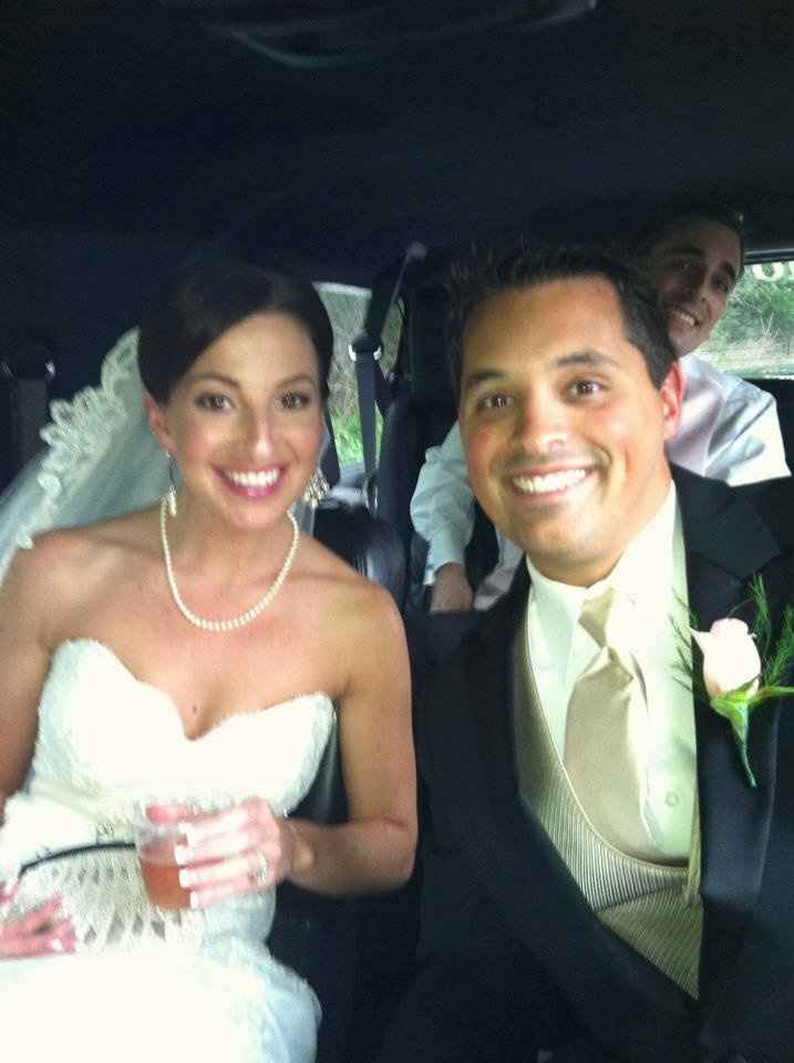 I AM NOW A MARRIED WOMEN! Some non pro pics*