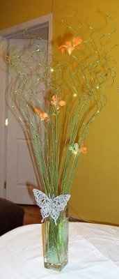 Does table runners and napkin color have to be alike? confused!