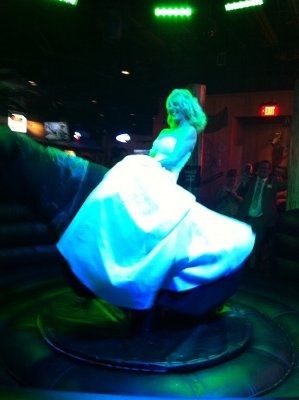 Let's put together a wedding!